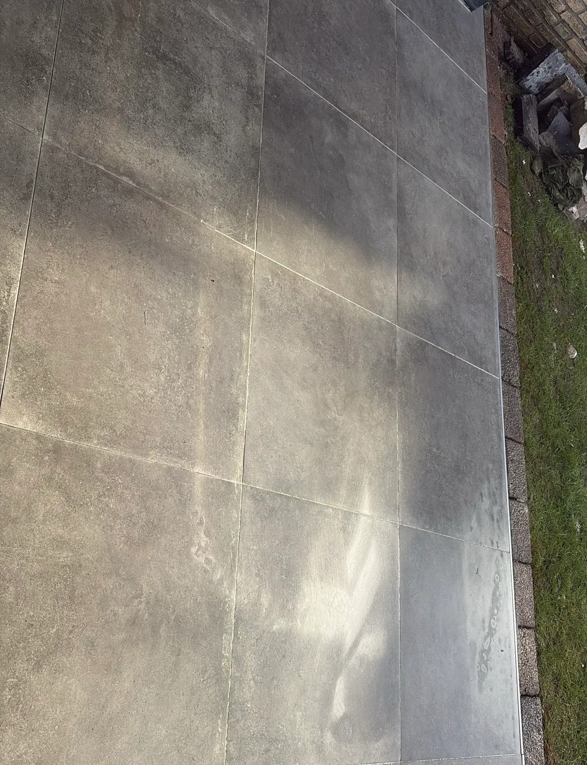 Rückbau eines Kiesbeetes und Erweiterung der Terrassenfläche